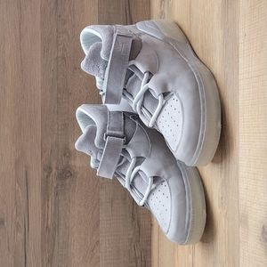 Converse High Top Brand new